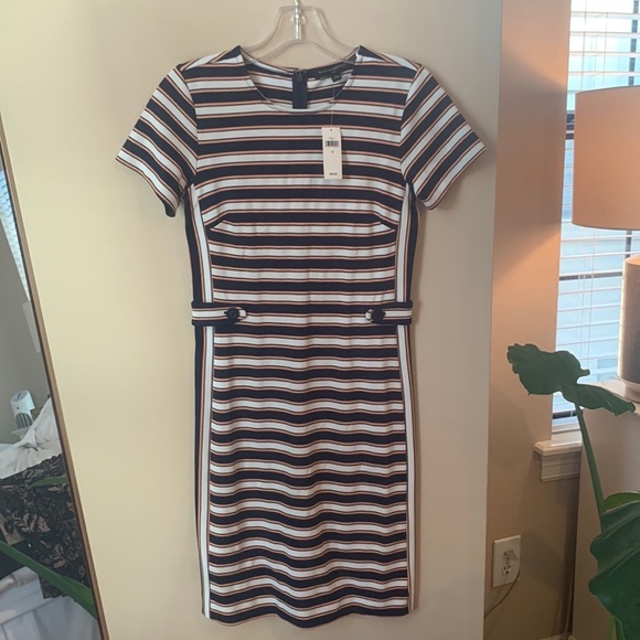 Banana Republic Tee Midi Dress - Picture 5 of 6